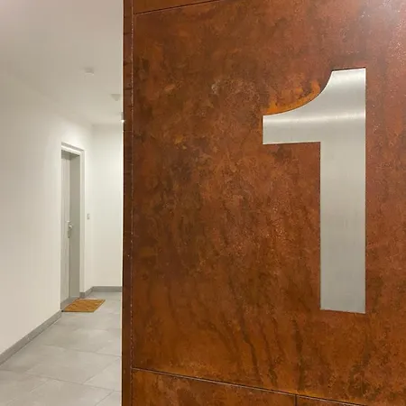 Lia - Private Parking Bratislava