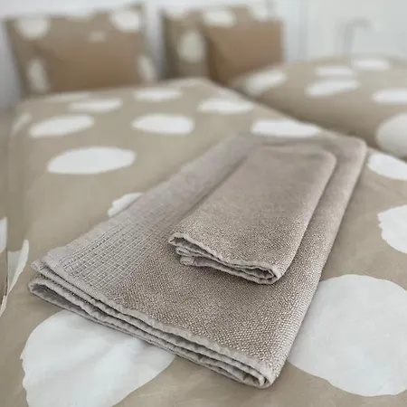 Lia - Private Parking *