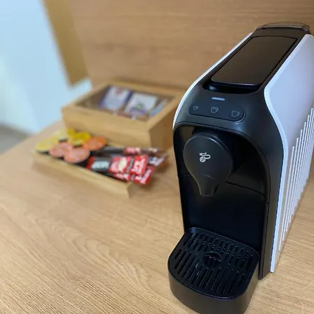 Lia - Private Parking Апартаменты Братислава