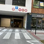 Lia - Private Parking